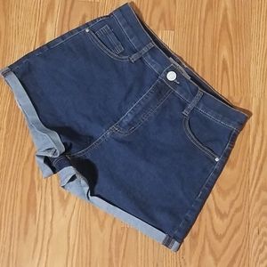 Refuge shorts size‎ 4 high waisted
